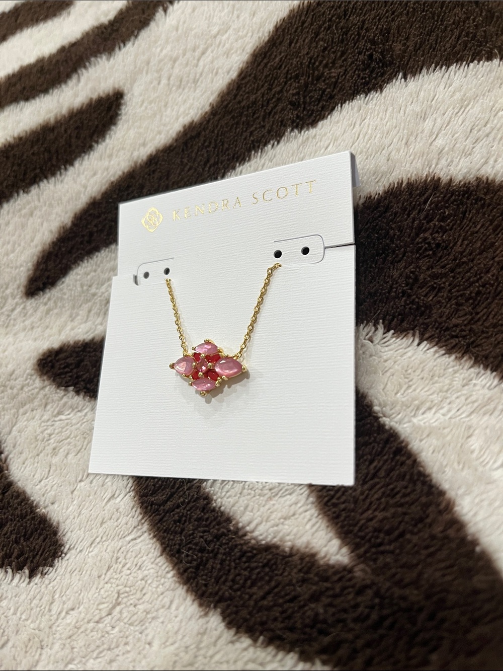 NEW!! Kendra Scott Abbie Gold Crystal Short Pendant Necklace - Pink - Picture 6 of 6